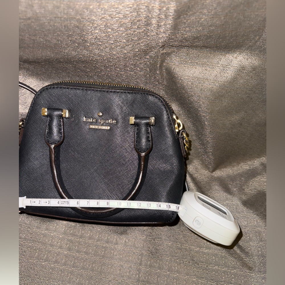 Kate Spade New York Crossbody - Cedar Street Mini Maise -Black Leather Handbag - Picture 3 of 5